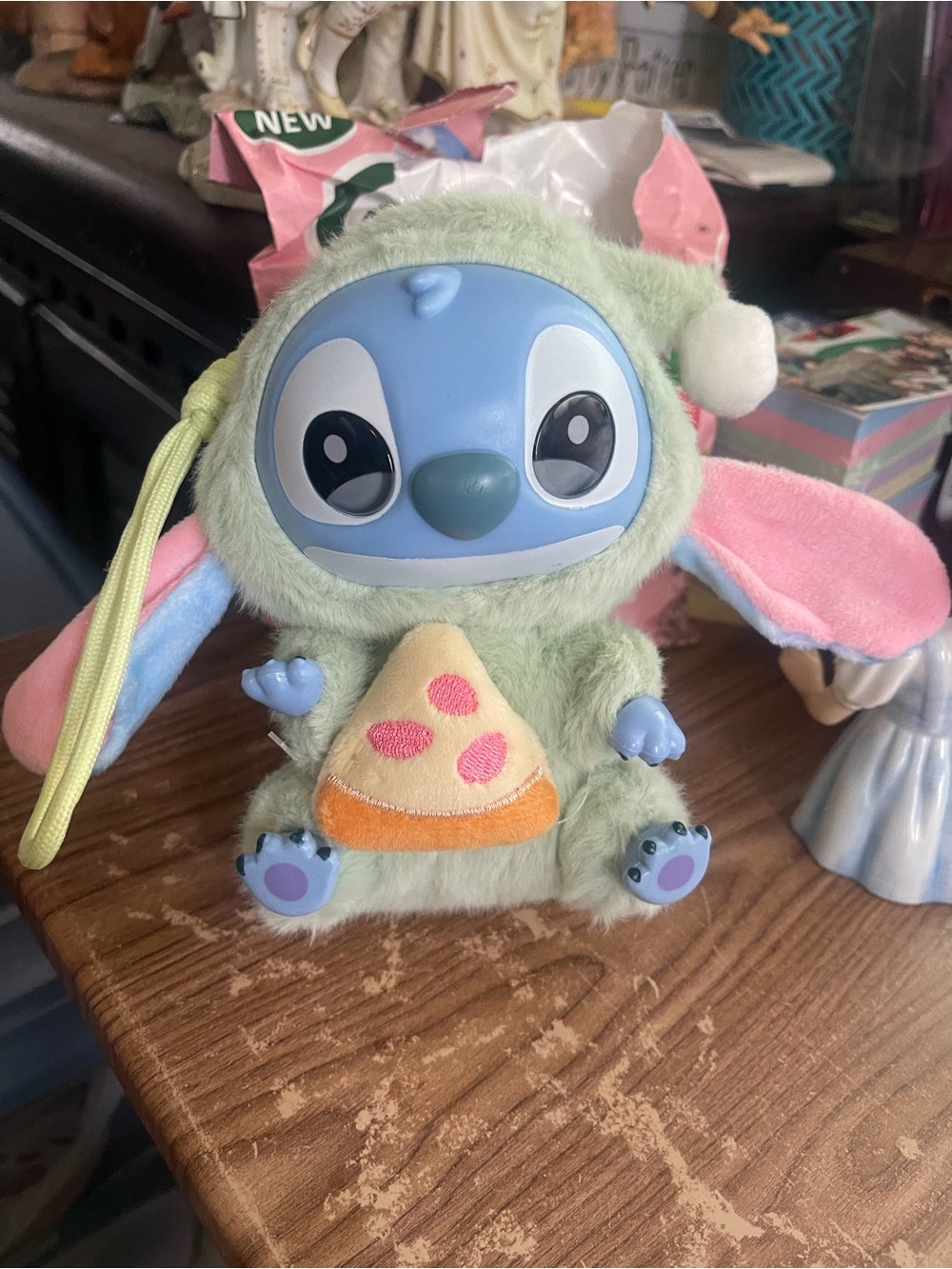 Stitch with pizza plush bag clip